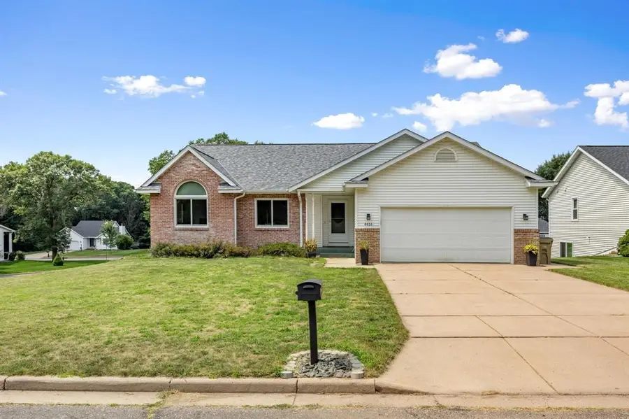 4414 Crest Court, Eau Claire, WI 54701 - #3