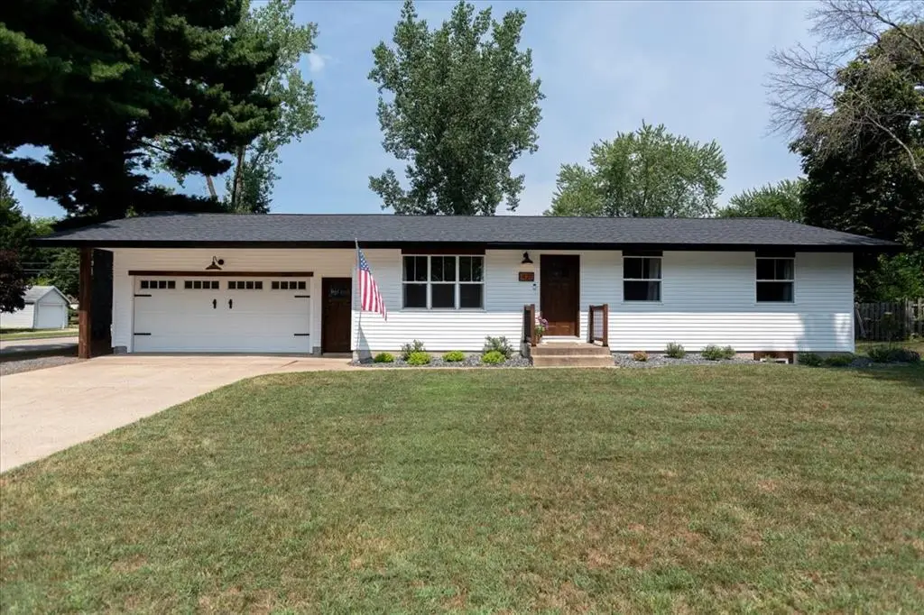 421 21st Avenue, Menomonie, WI 54751 - #1