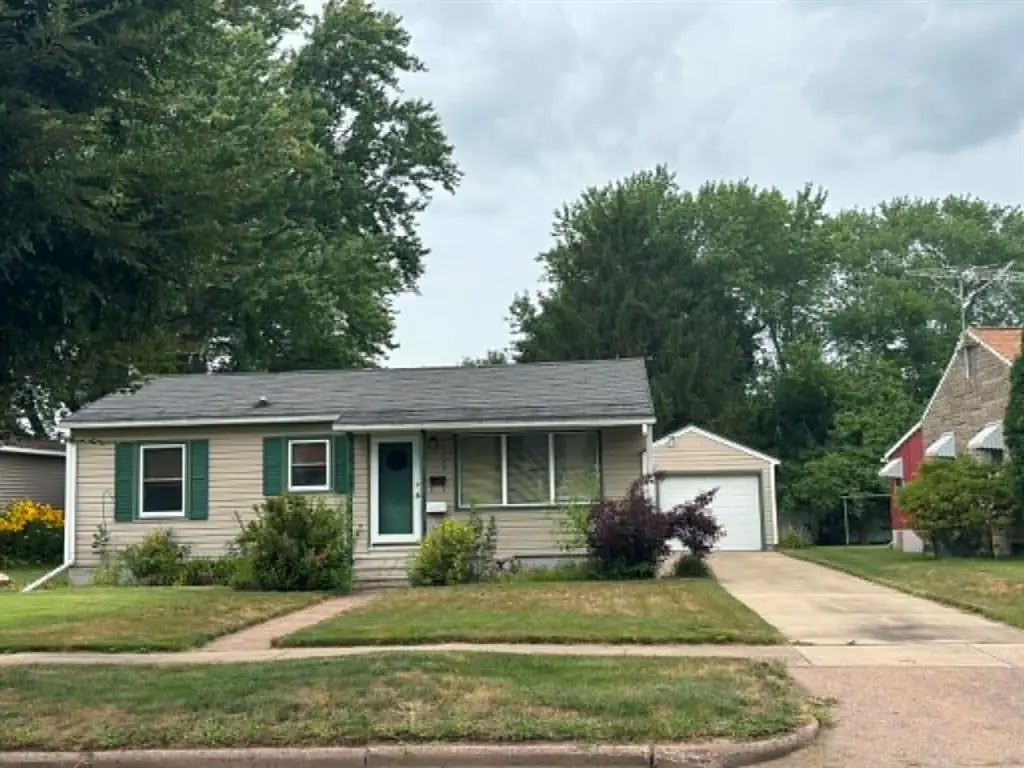 2120 Valmont Avenue, Eau Claire, WI 54701 - #1