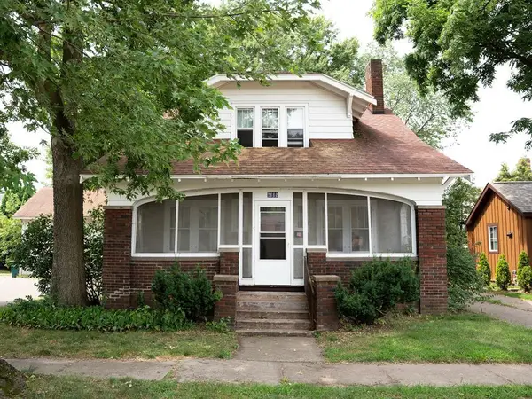 1112 S Barstow Street, Eau Claire, WI 54701