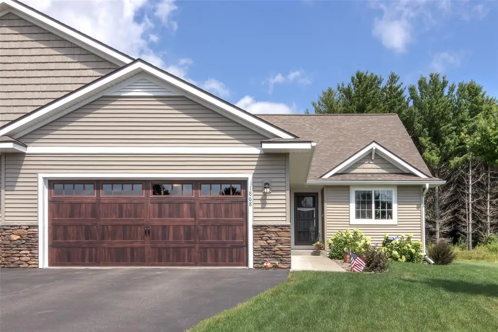 1868 Willow Creek Parkway, Chippewa Falls, WI 54729 - #1