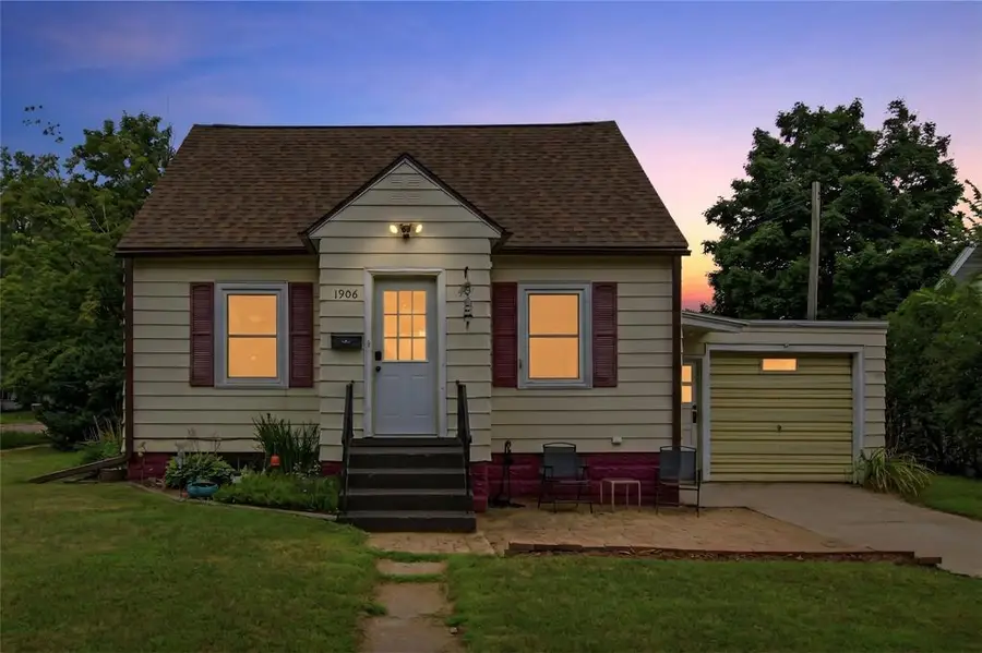 1906 9th Street, Eau Claire, WI 54703 - #2