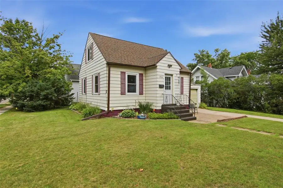 1906 9th Street, Eau Claire, WI 54703 - #3