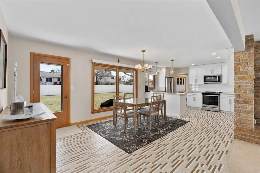 703 E Grant Avenue, Eau Claire, WI 54701 - #3