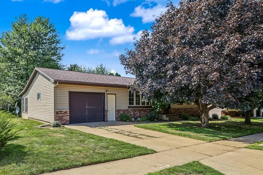 719 S Wisconsin Street, Merrill, WI 54742 - #3