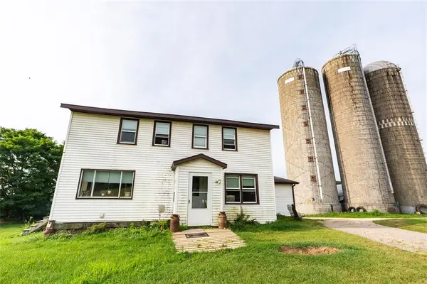 E5549 Hoff Rd, La Valle, WI 53941