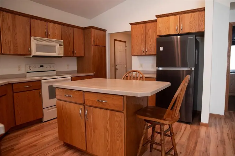 4433 E Hamilton Avenue #23, Eau Claire, WI 54701 - #3