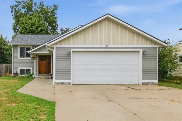 408 5th Street, Altoona, WI 54720