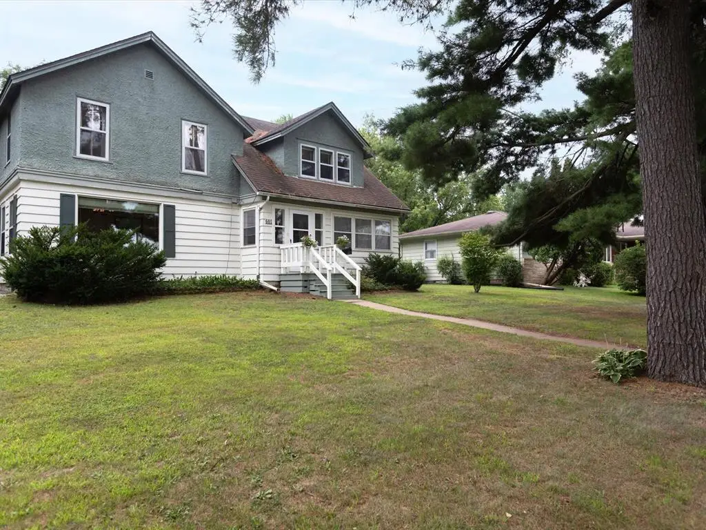 601 W Prospect Street, Durand, WI 54736 - #1