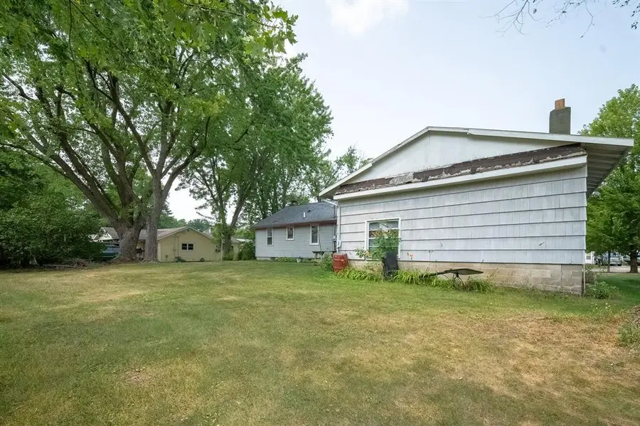 1135 Mansfield Street, Chippewa Falls, WI 54729 - #2