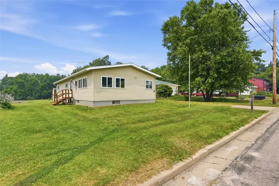 706 Stone Street, Augusta, WI 54722 - #3