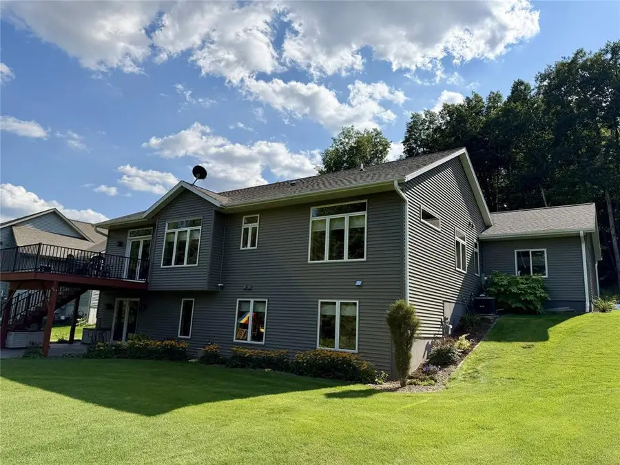 2355 Mckinley Road, Eau Claire, WI 54703 - #2