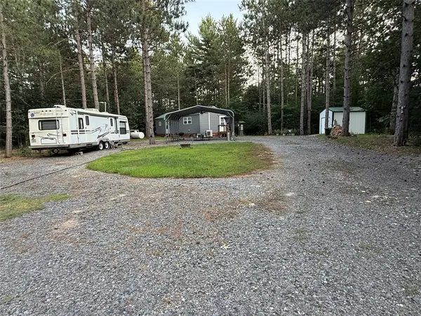 W8560 Oak Ridge Road, Black River Falls, WI 54615