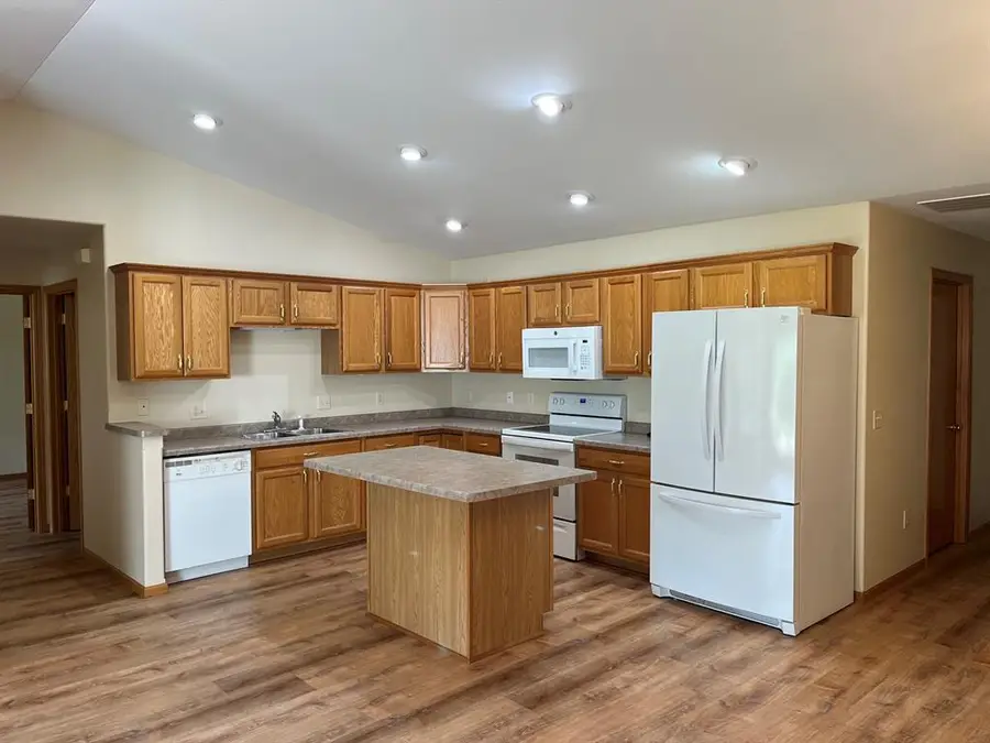 4326 W Robin Meadows Lane, Eau Claire, WI 54701 - #3