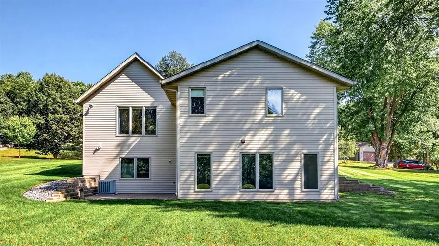 415 Hewitt Street, Eau Claire, WI 54703 - #3