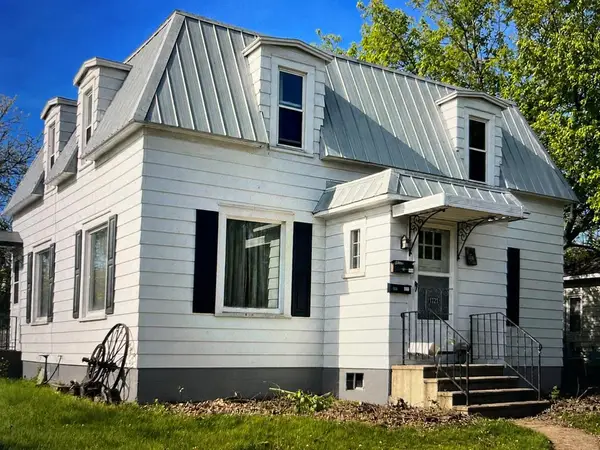 1721 Hogeboom #1-2, Eau Claire, WI 54701