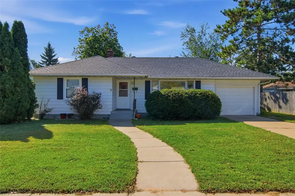 1613 Main Street, Eau Claire, WI 54701 - #1