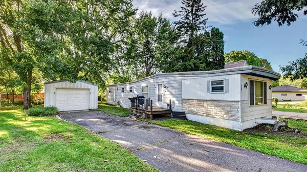 429 S Scott Street, Elmwood, WI 54740