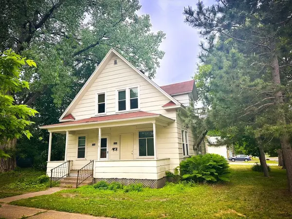1703 7th Street #1, Menomonie, WI 54751