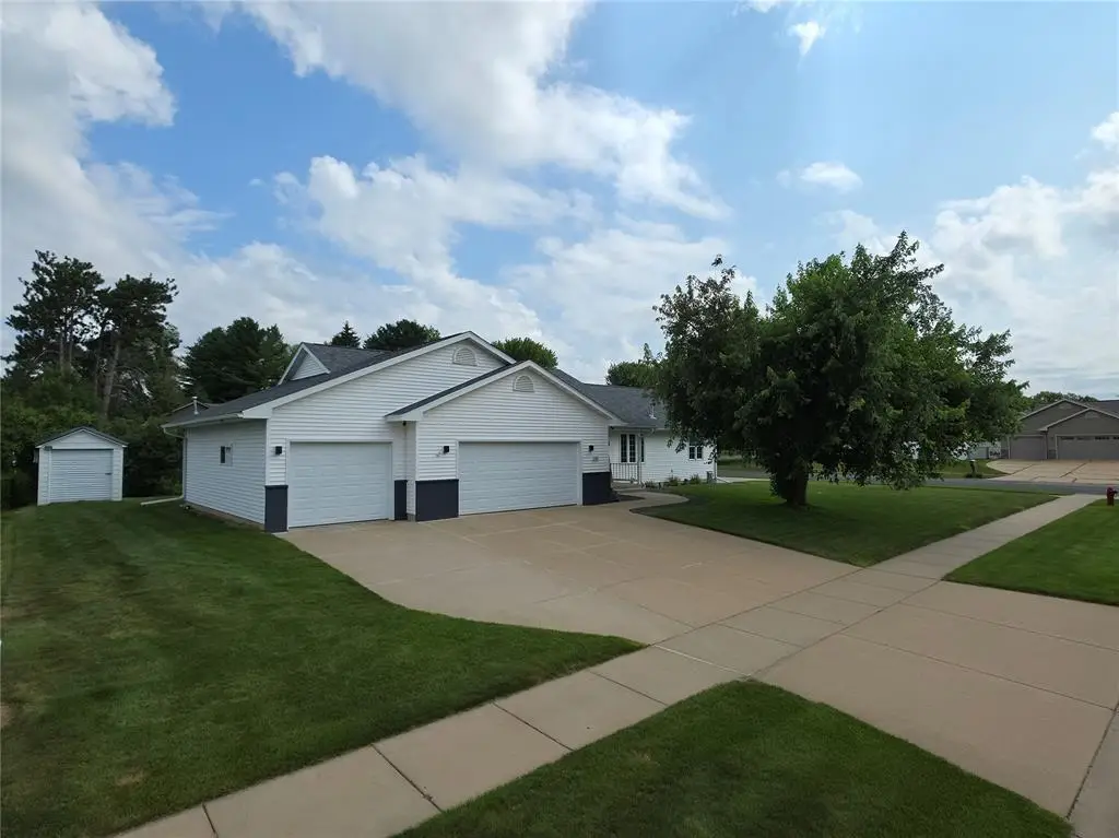4508 Springfield Drive, Eau Claire, WI 54701 - #1