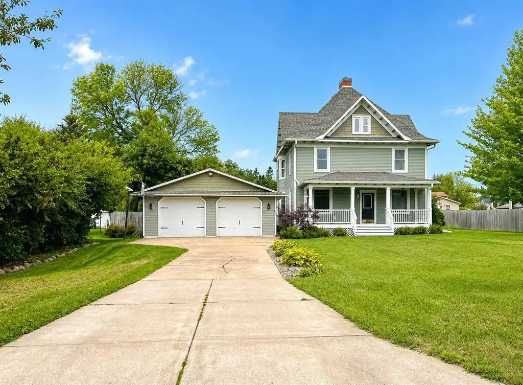 410 Jefferson Street, Stanley, WI 54768 - #1