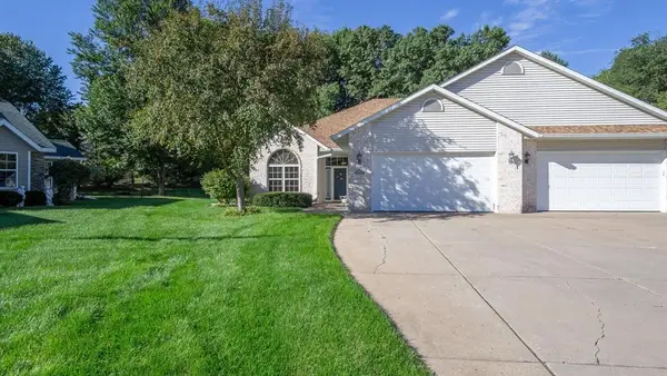 3808 Gables Court, Eau Claire, WI 54701
