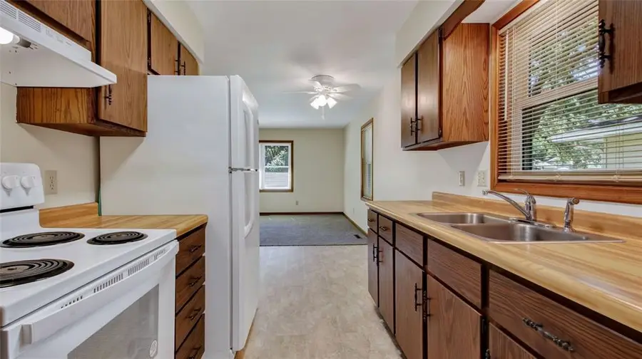 2810 & 2812 Hallie Lane #1 & 2, Eau Claire, WI 54703 - #2