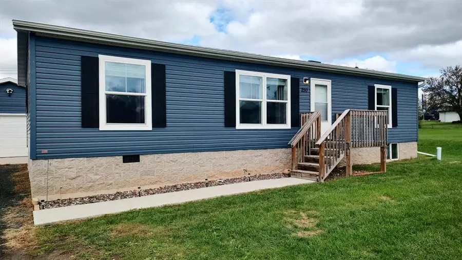 250 E MD Street, Cadott, WI 54727 - #3