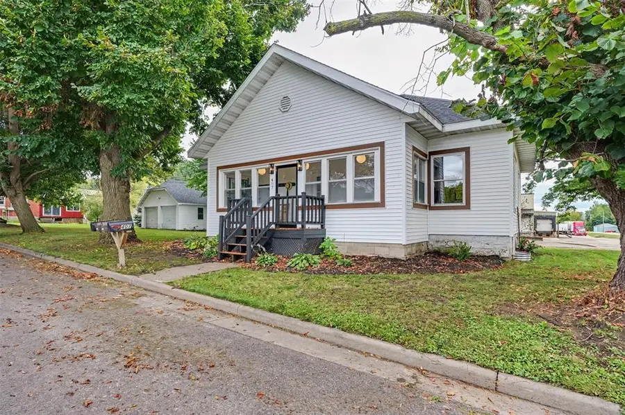 407 8th Avenue, Durand, WI 54736 - #2