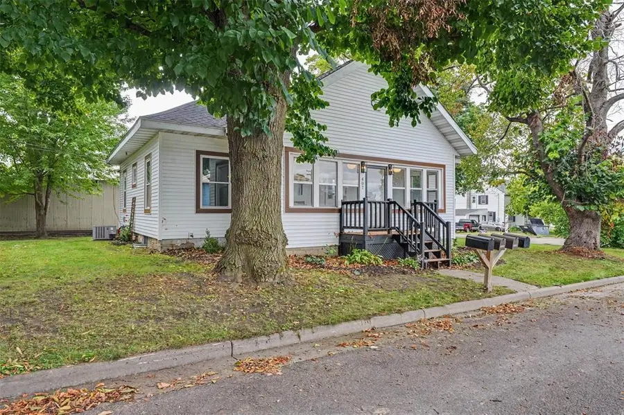 407 8th Avenue, Durand, WI 54736 - #3
