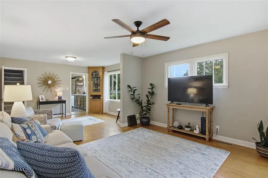1324 Sherwin Avenue, Eau Claire, WI 54701 - #2