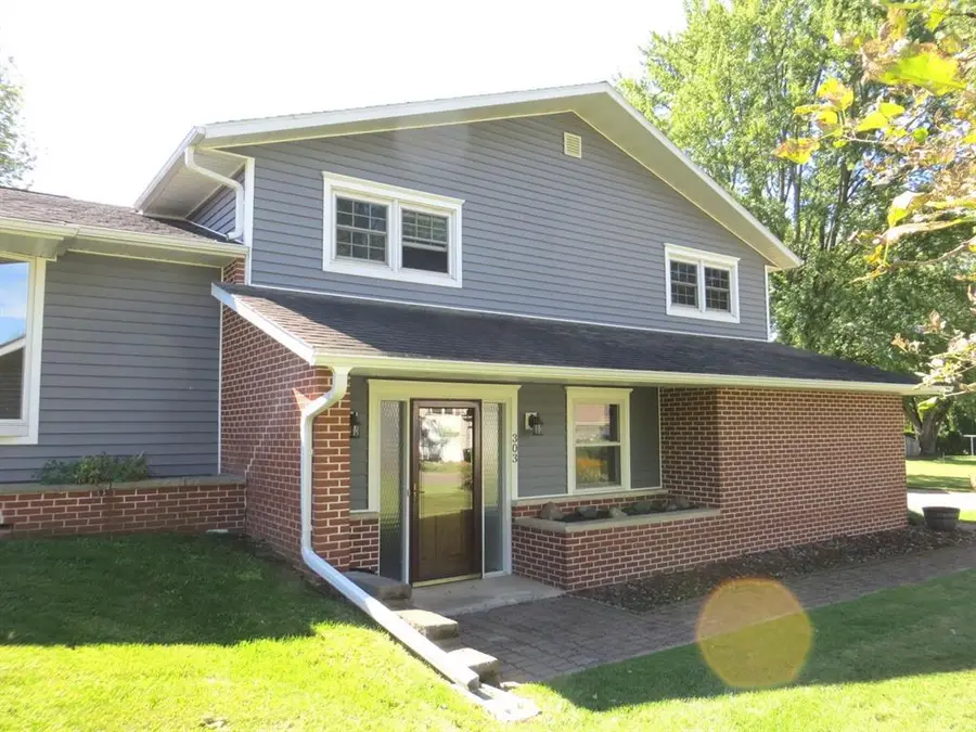303 W Maple Street, Thorp, WI 54771 - #3