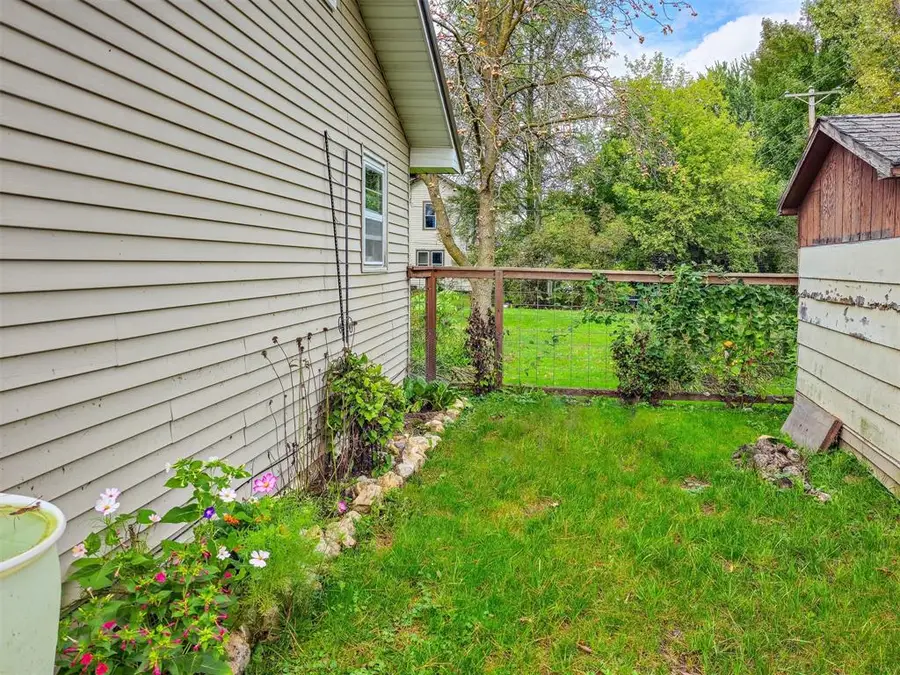 324 S Main Street, Granton, WI 54436 - #3