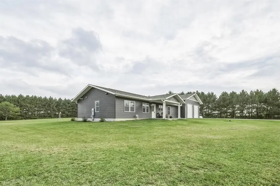 S7867 Windmill Drive, Augusta, WI 54722 - #3