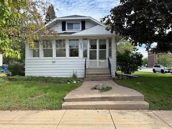 932 Sawyer Street, Oshkosh, WI 65250
