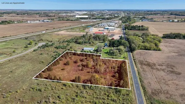 8460 Partridge Road, Eau Claire, WI 54703