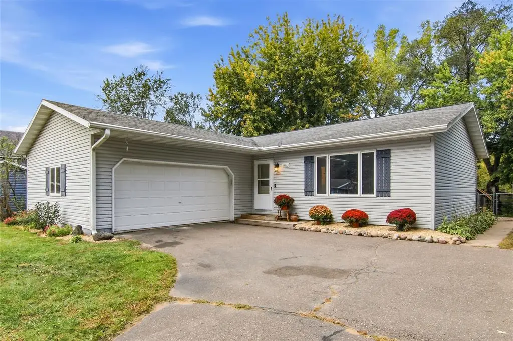1514 Cameron Street, Eau Claire, WI 54703 - #1