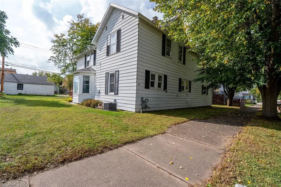 16 S Grove Street, Chippewa Falls, WI 54729 - #2