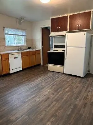 528 Niagara Street, Eau Claire, WI 54703 - #3