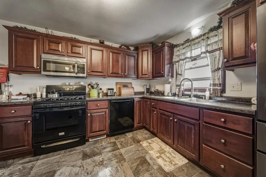 218 W Dell Street, New Auburn, WI 54757 - #3