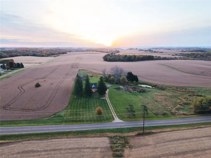 3864 County Road Zz Road, Arkansaw, WI 54721 - #3
