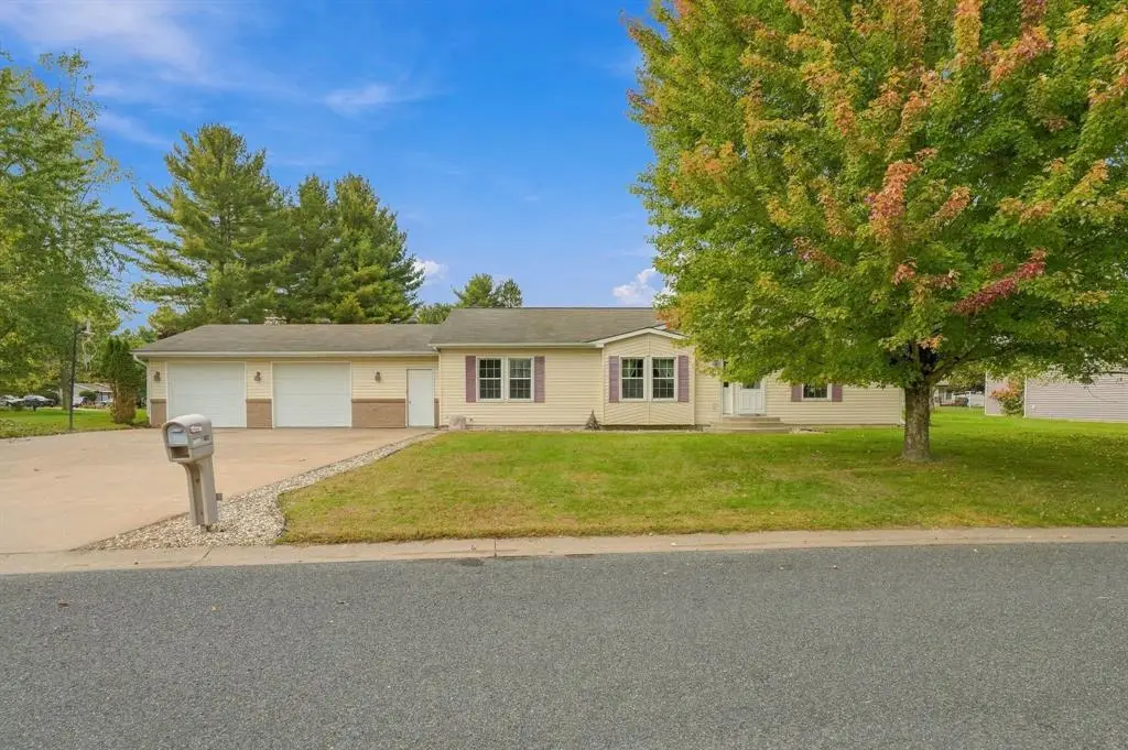 1027 Prairie Circle, Menomonie, WI 54751 - #1