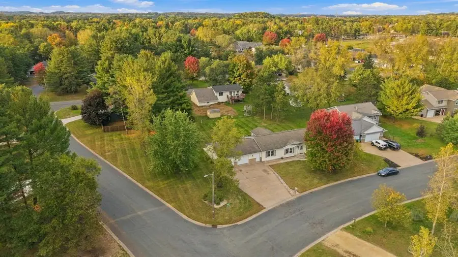 1027 Prairie Circle, Menomonie, WI 54751 - #3