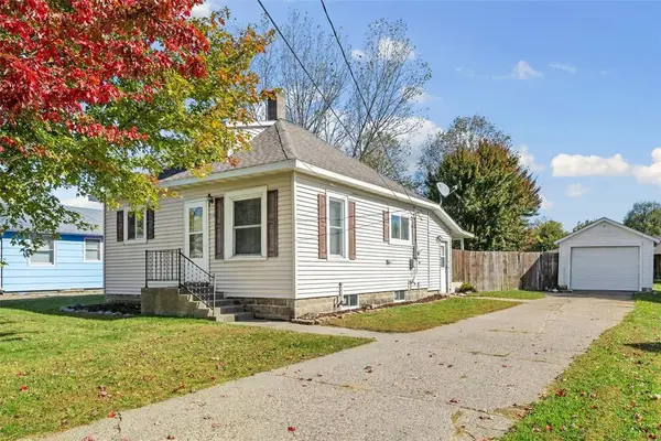319 S Peterson Avenue, Blair, WI 54616