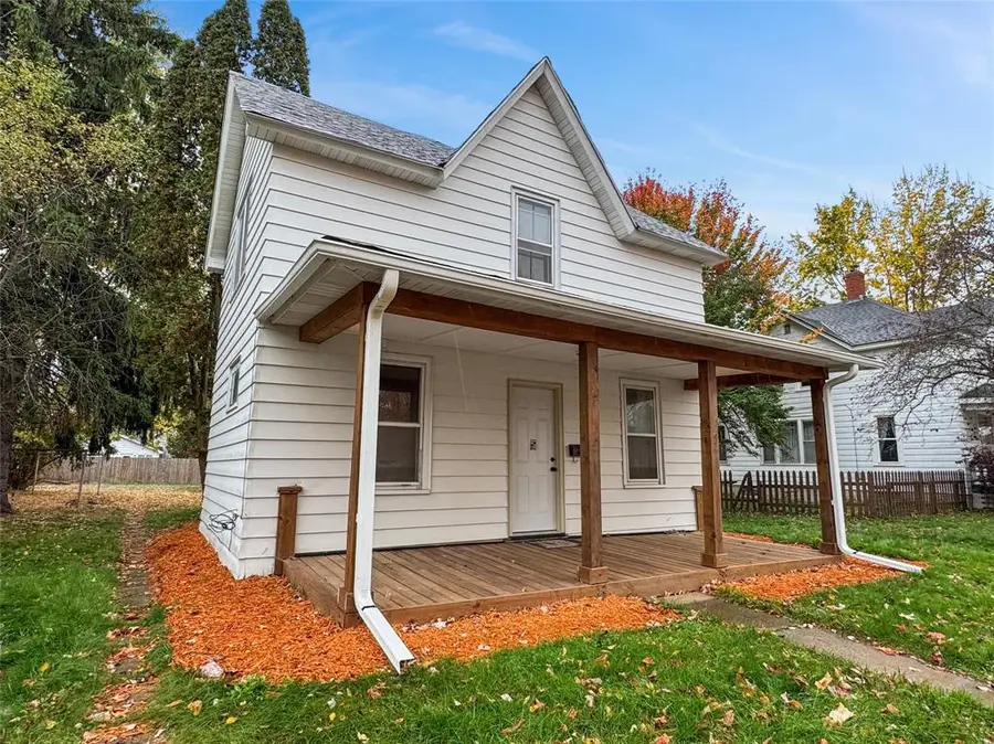 309 Dwight Street, Chippewa Falls, WI 54729 - #3