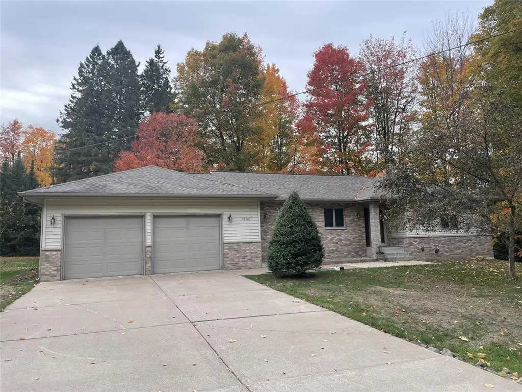1100 S 7th Avenue, Park Falls, WI 54552 - #1