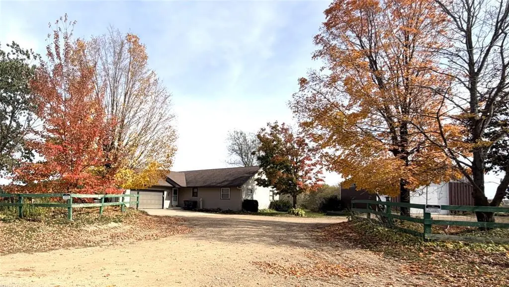 8063 North Road, Eau Claire, WI 54701 - #1