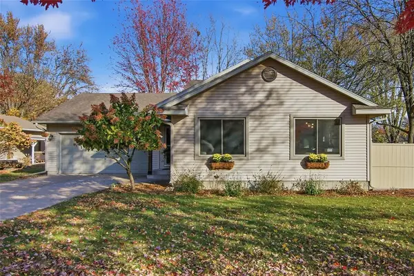 3135 Green View Drive, Eau Claire, WI 54703