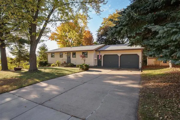 2725 Somona Parkway, Eau Claire, WI 54703