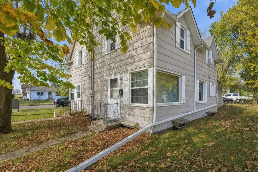 698 W Hudson Street #A/B, Mondovi, WI 54755 - #2